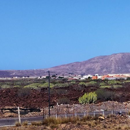 2 Bedroom Bright Apartment Tenerife Costa Del Silencio Extérieur photo